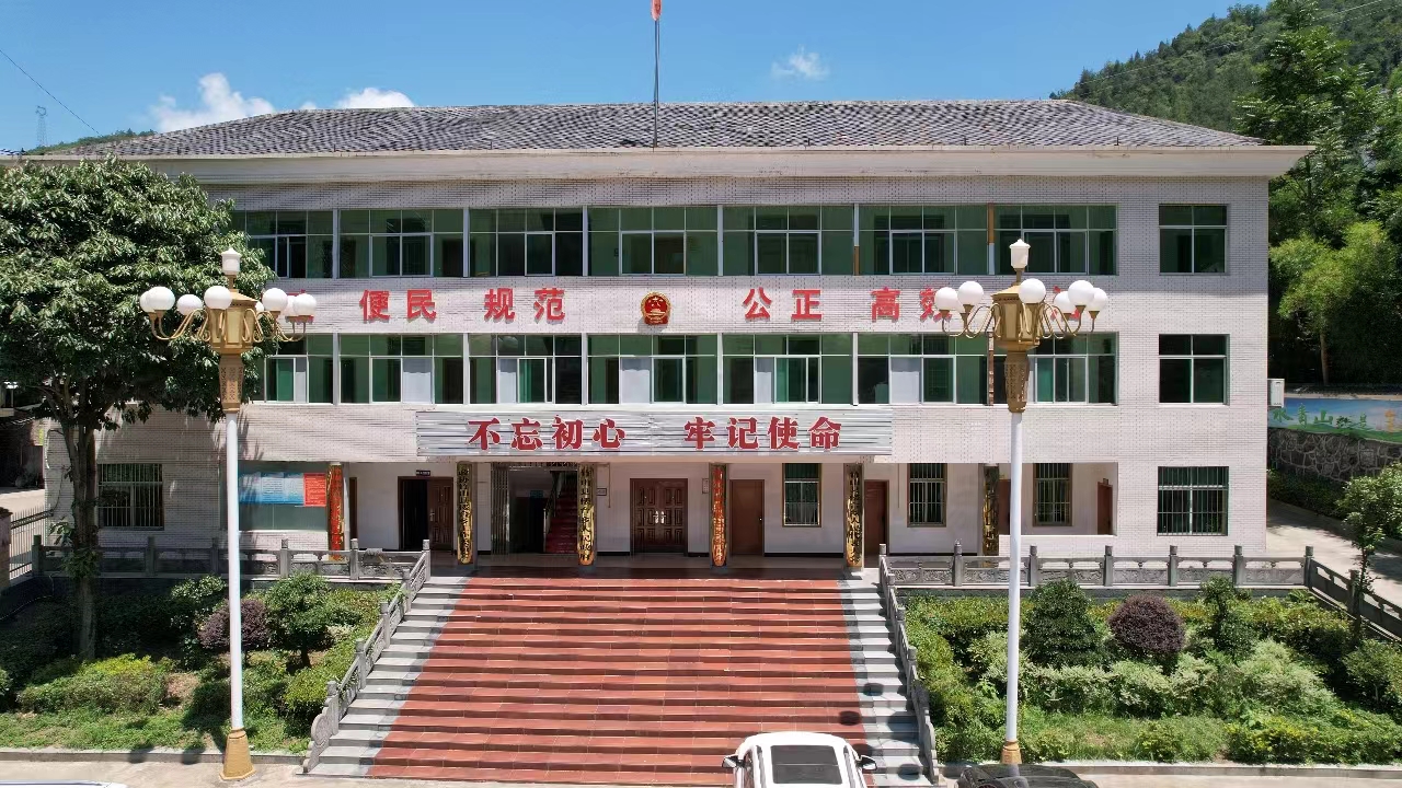 用心下基层 实干促发展