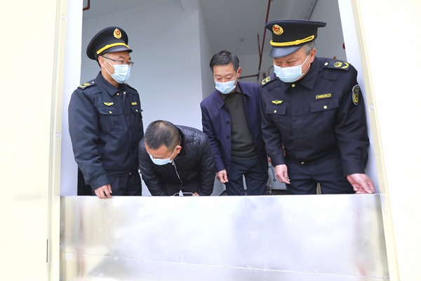 宝丰镇：开展学校食堂“五防”设备专项检查