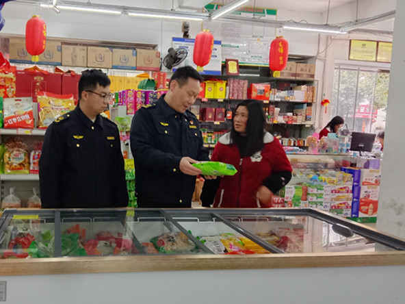 官渡镇：守牢食品安全防线  守护师生舌尖安全