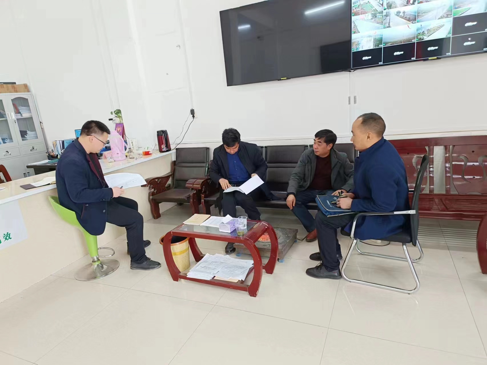 竹坪乡：“春风行动”助力“五查“专项行动走深走实