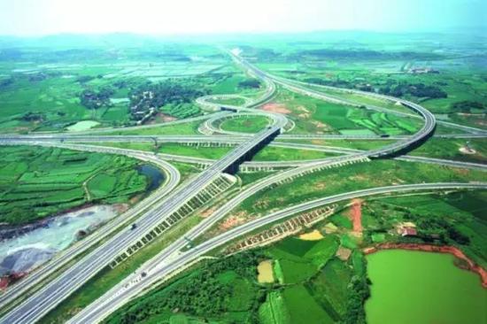 湖北砸下7000亿打造七大工程 所有湖北人都将受益