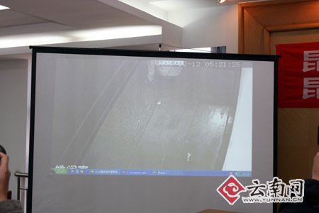 昆明派出所身亡疑犯系用纸币开手铐用鞋带自缢