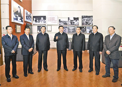 习近平：承前启后 继往开来 继续朝着中华民族伟大复兴目标奋勇前进