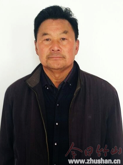 王明.jpg
