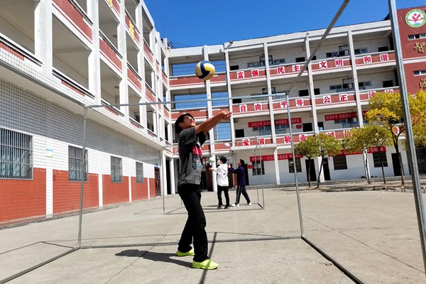 宝丰中学:体育中考 "模拟考"促"精准练"